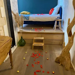  Appartement Lovely - Studio De Charme Plein Centre - Proche Palais Des Papes